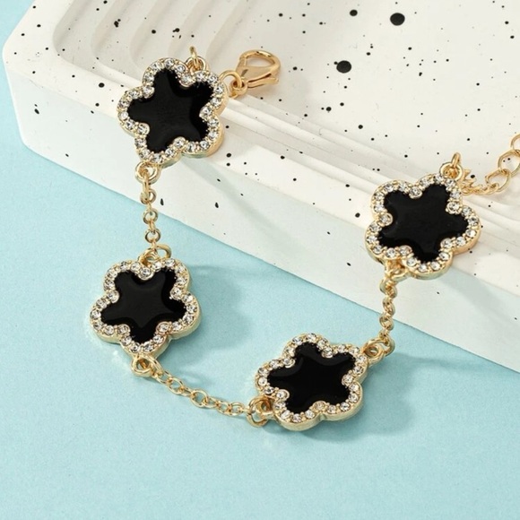 Rhinestone Flower Decor Bracelet - Picture 2 of 5